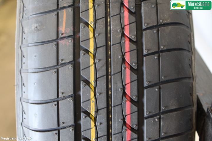 Subaru FORESTER SJ 13-18 Sommardäck Med Fälg