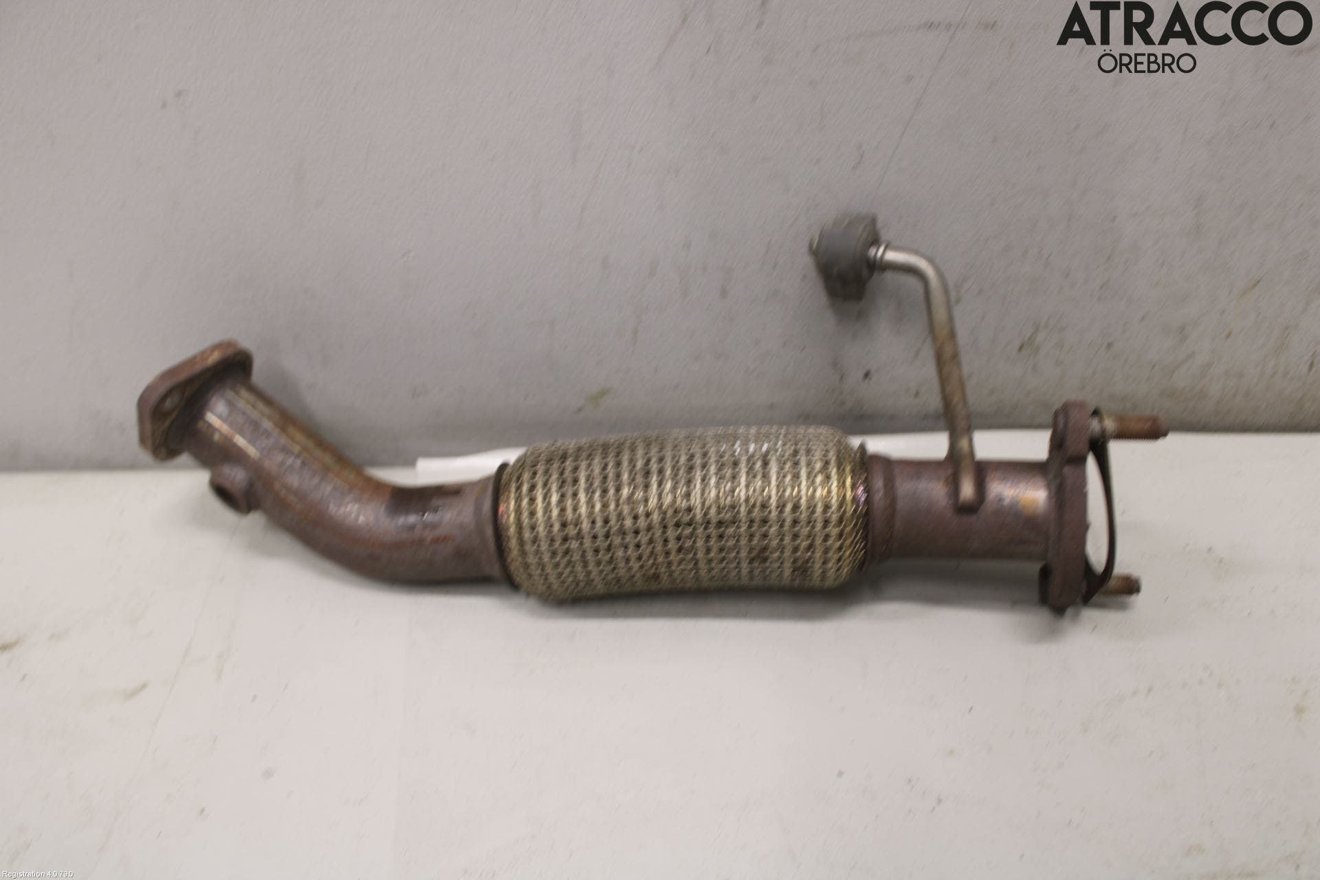 Kia STONIC 18->> Avgas Främre Rör