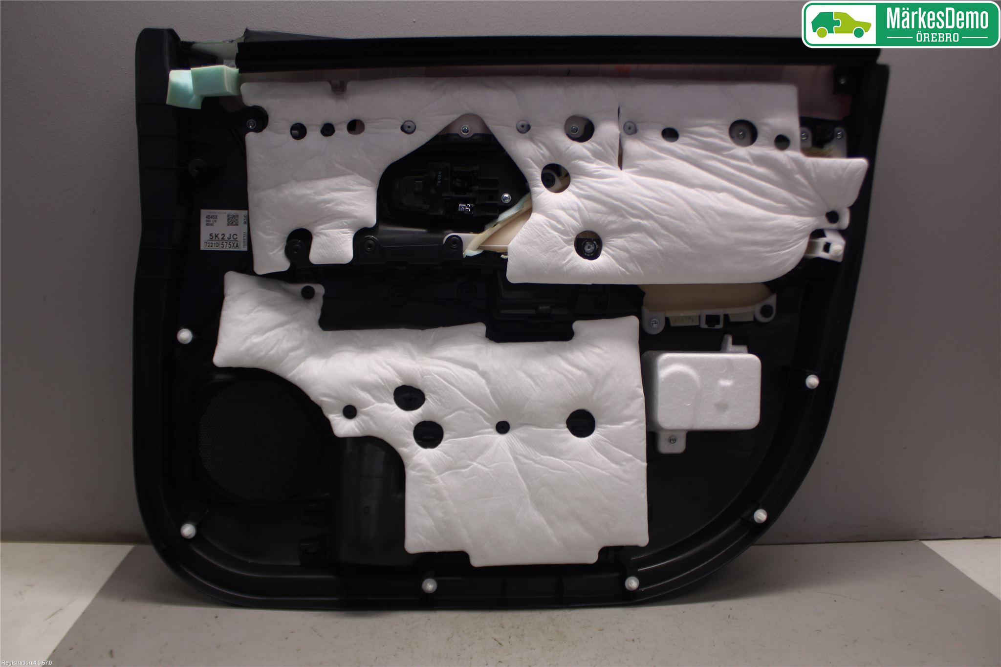 Mitsubishi OUTLANDER 13-21 Dörrklädsel Vä