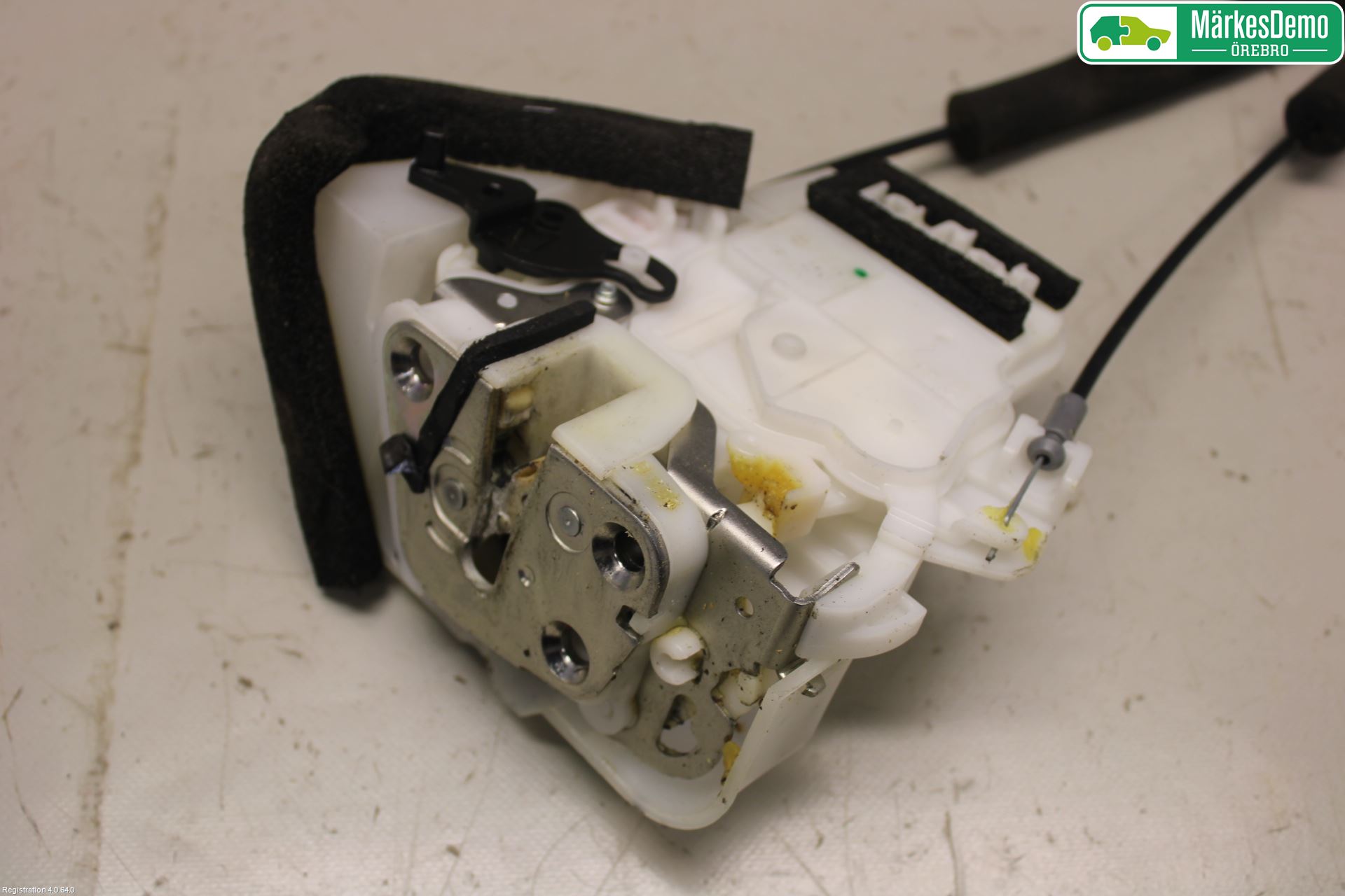 Subaru OUTBACK 10-15 Låskista-Dörrlås