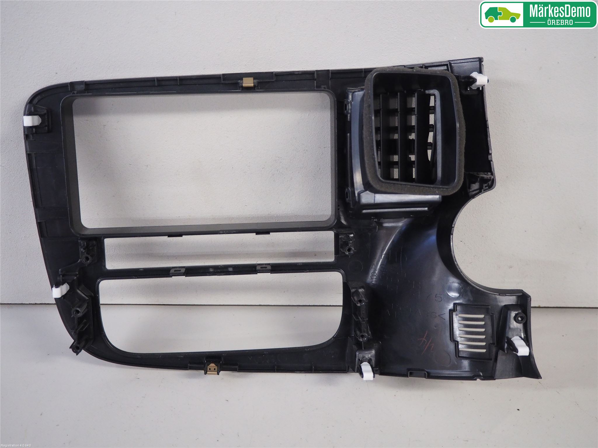 Mitsubishi OUTLANDER 13-21 Instrument-Radio Sarg