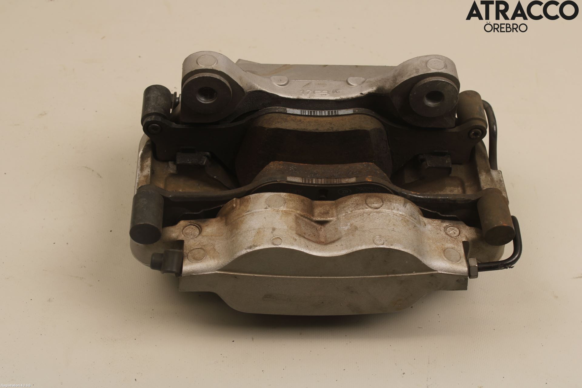 BMW 5 G30/G31/F90 17-23 Bromsok Fram Höger