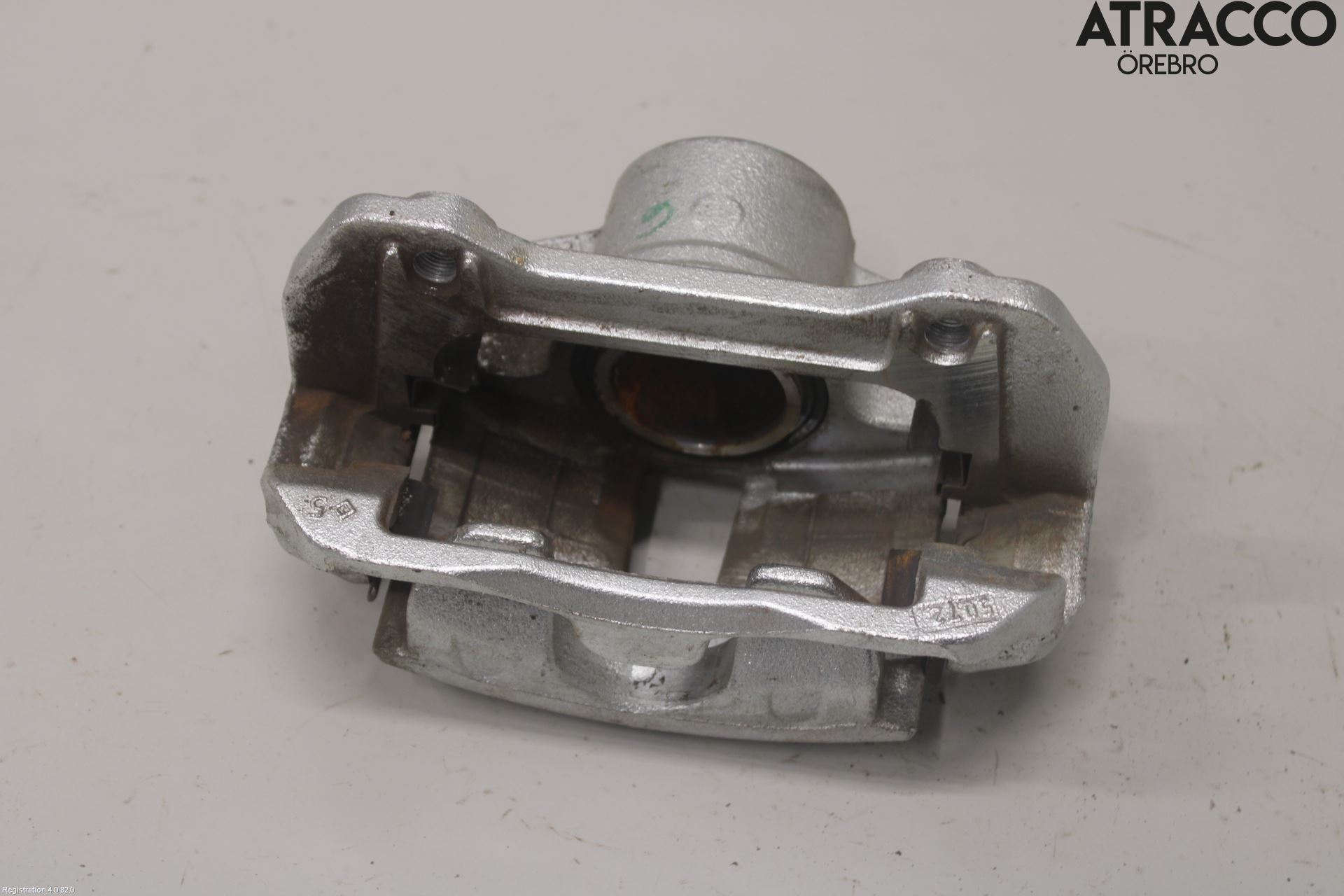 Kia XCEED 19- Bromsok Fram Höger