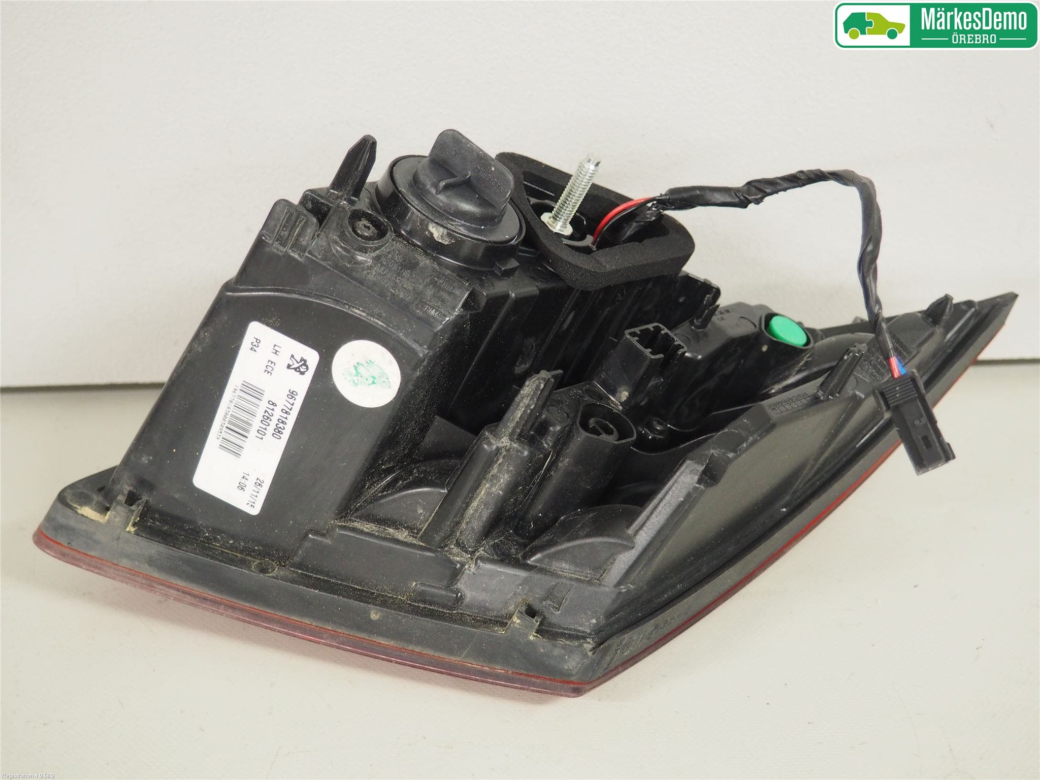 Peugeot 308 14-21 Bakljus Lucka Vä