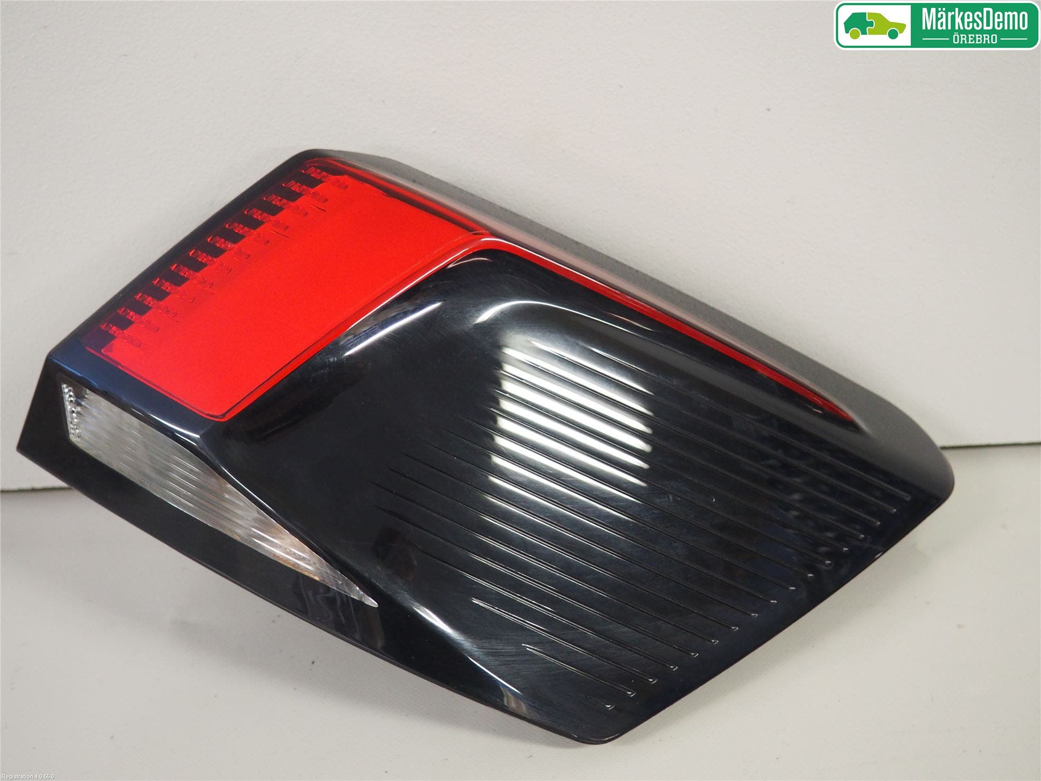 Peugeot 3008 17-24 Bakljus Höger