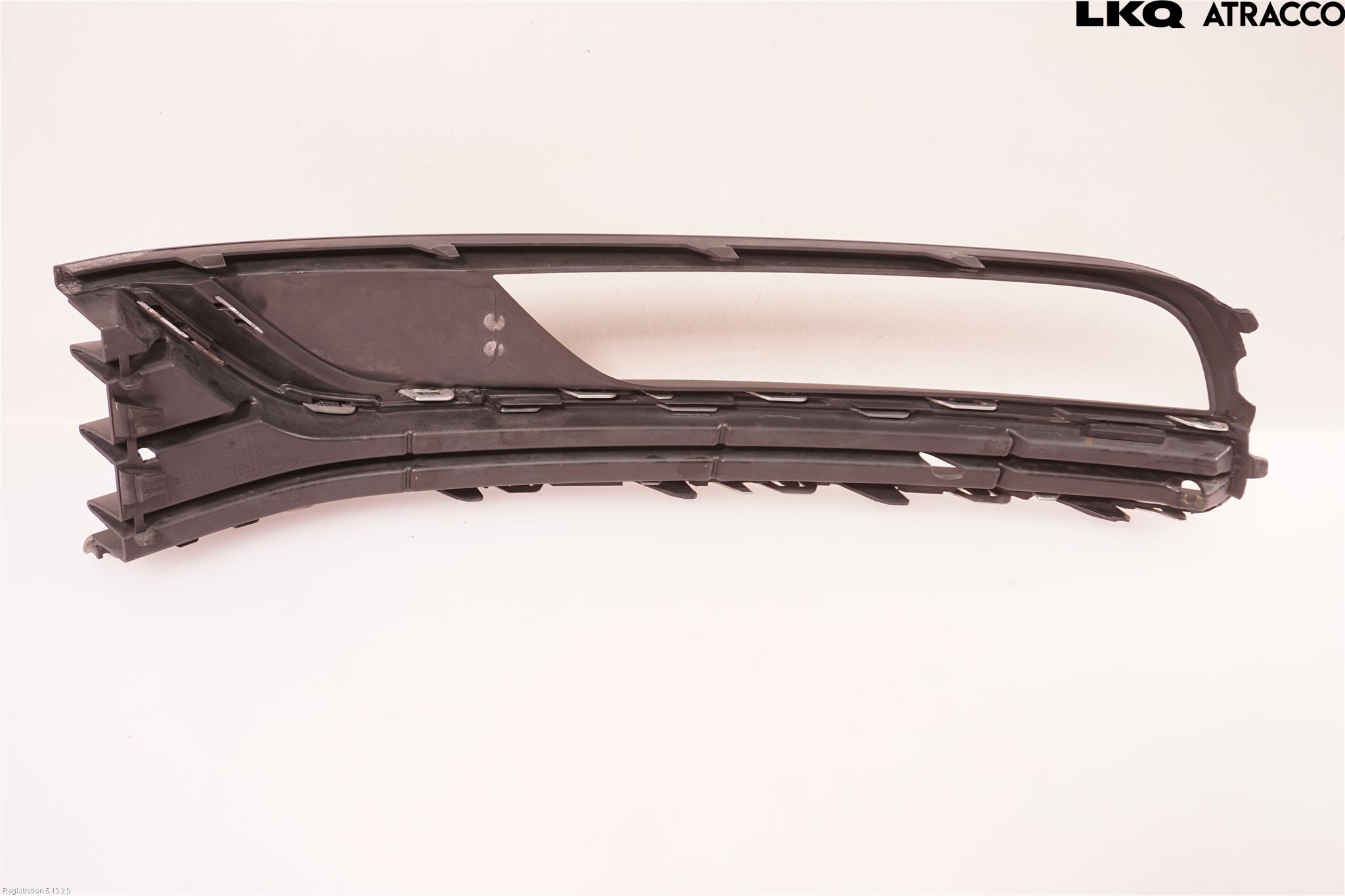 Volkswagen VW PASSAT 11-14 Dimljussarg Fram