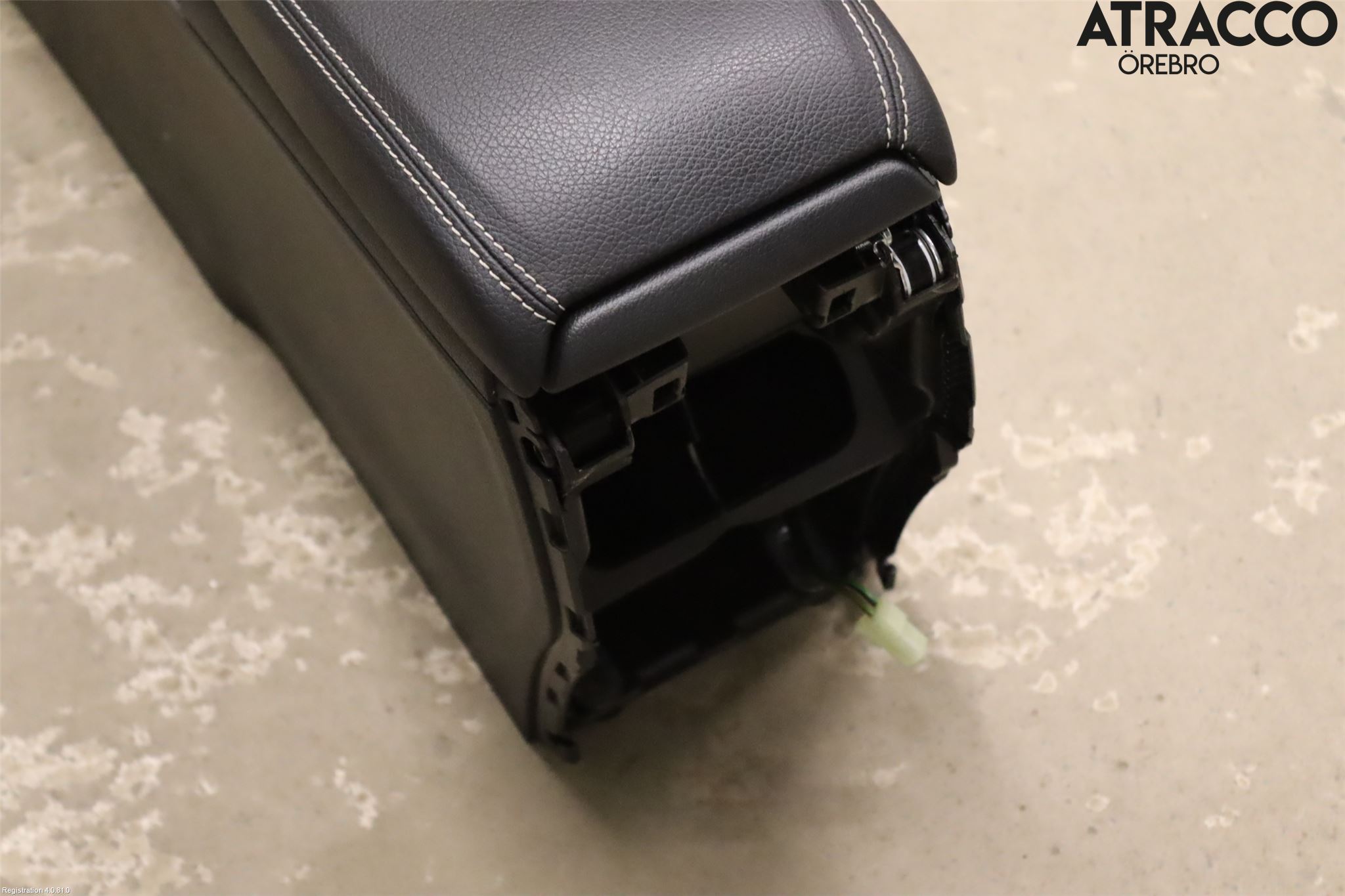 Mercedes-Benz MB GLA-KLASS (X156) 13-20 Instrumentkonsoll Golv