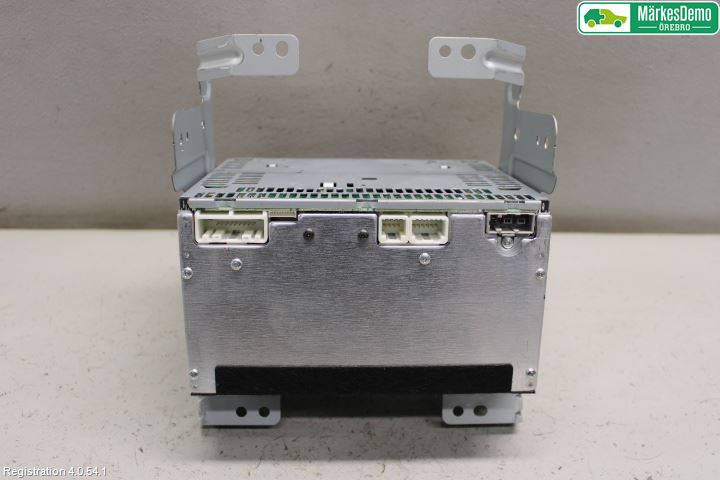 Nissan MURANO    02-08 Radio