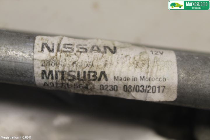 Nissan NAVARA, TREK-1 17-21 Torkarmekanism Vindruta