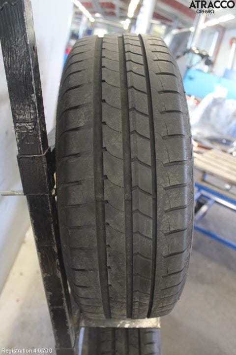 Peugeot 2008 13-20 Sommardäck Plåtfälg 4St