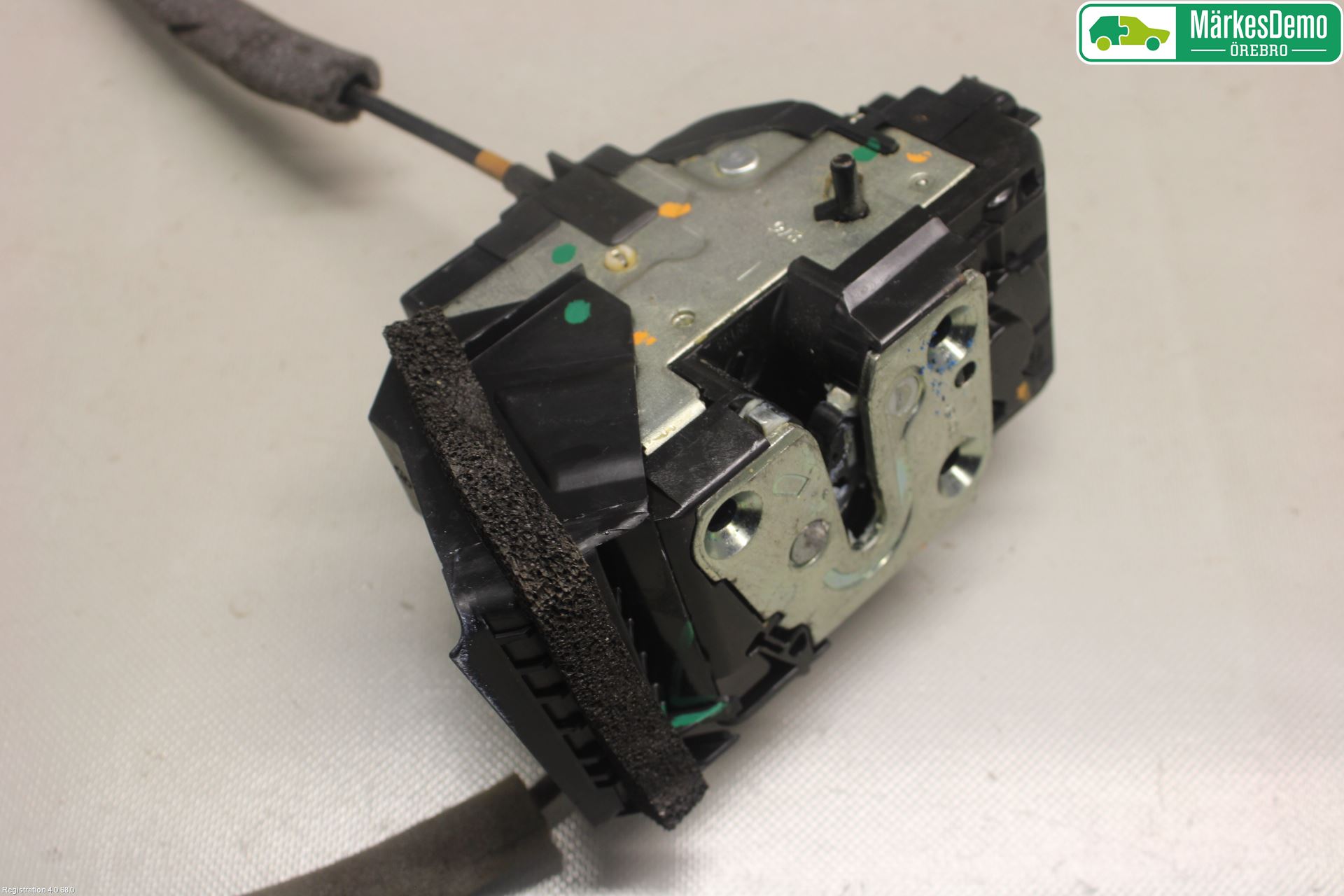 Nissan JUKE 14-19 Låskista-Dörrlås