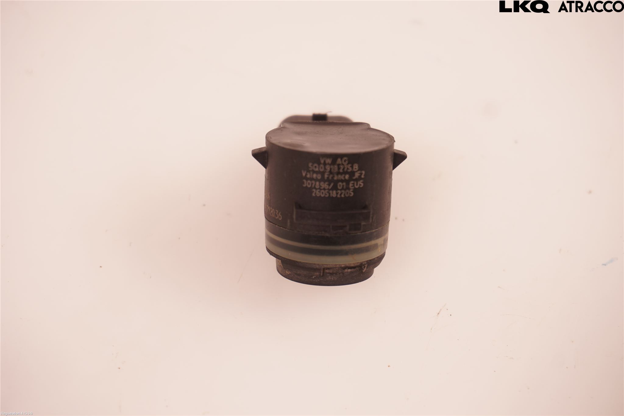 Volkswagen VW PASSAT 15-19 Parkeringshjälp Frontsensor