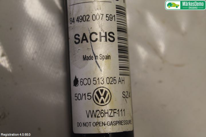 Volkswagen VW POLO 10-17 Stötdämpare Bak