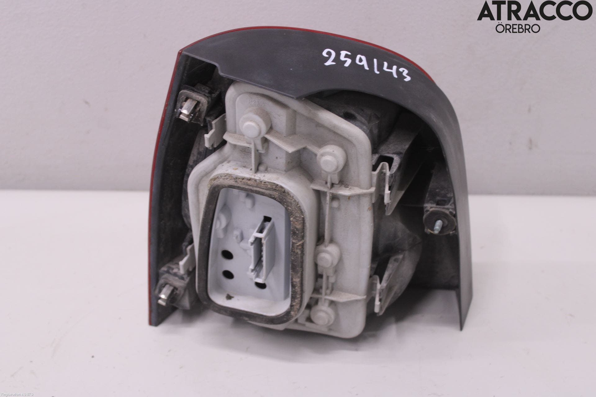 Volkswagen VW POLO 02-05 Bakljus Höger