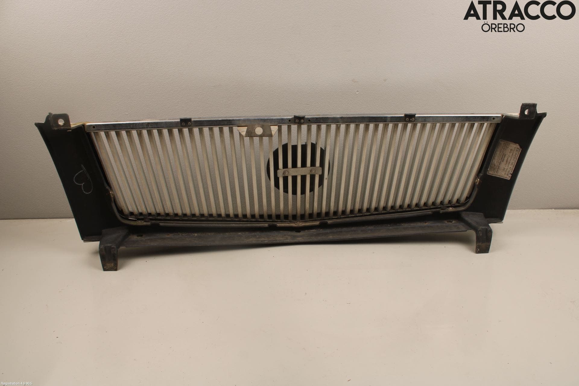 Cadillac ESCALADE Grill Komp