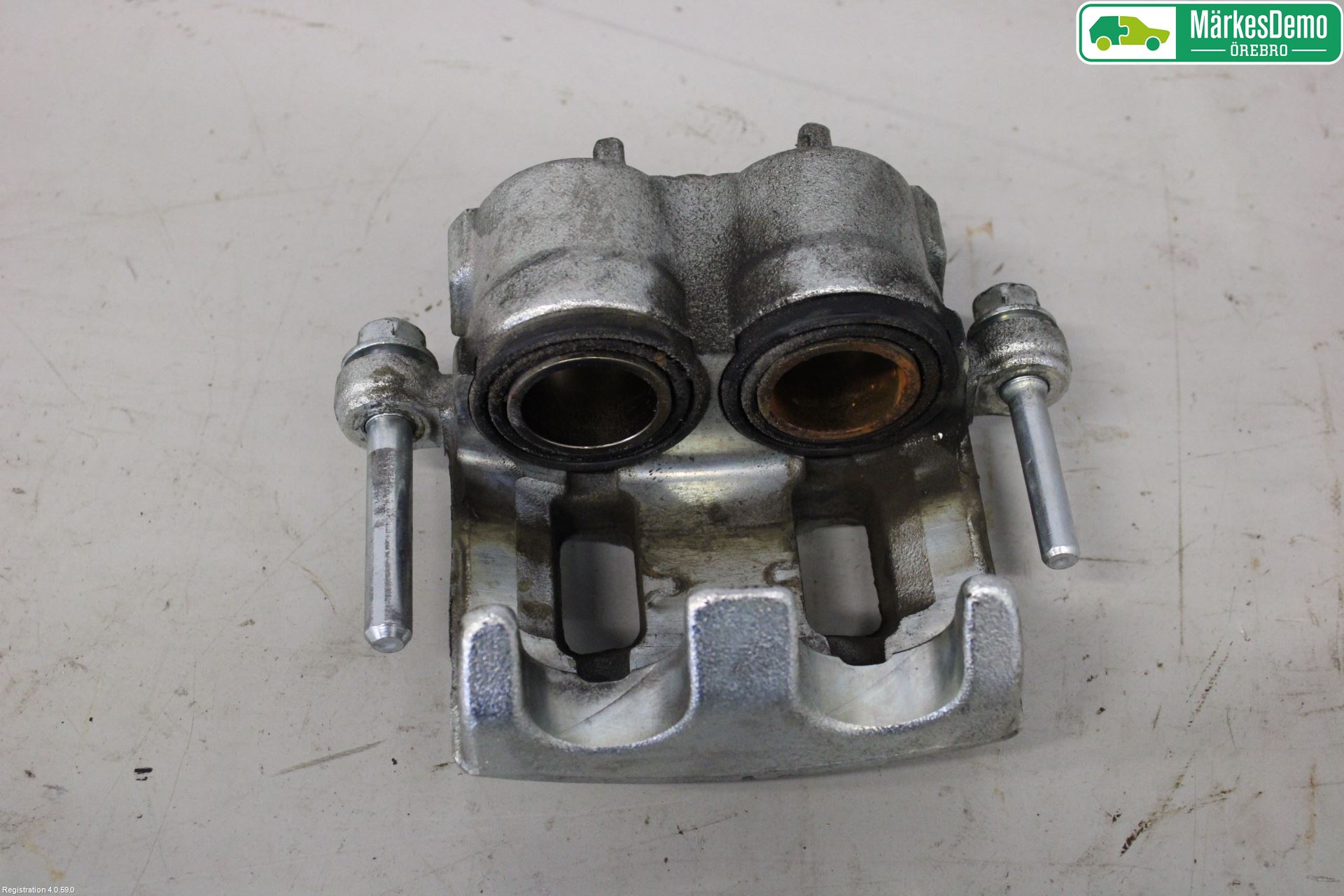 Mitsubishi OUTLANDER 13-21 Bromsok Fram Vänster