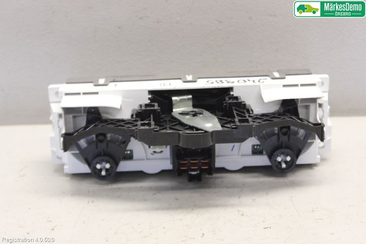 Isuzu D-MAX Ac Styrenhet Ac Manöveren