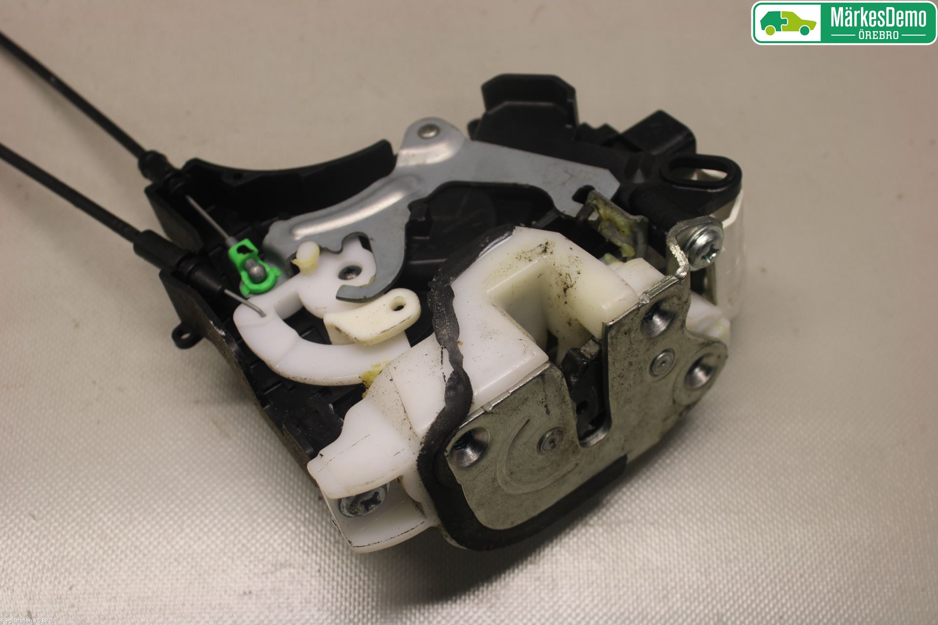 Mitsubishi OUTLANDER 07-12 Låskista-Dörrlås