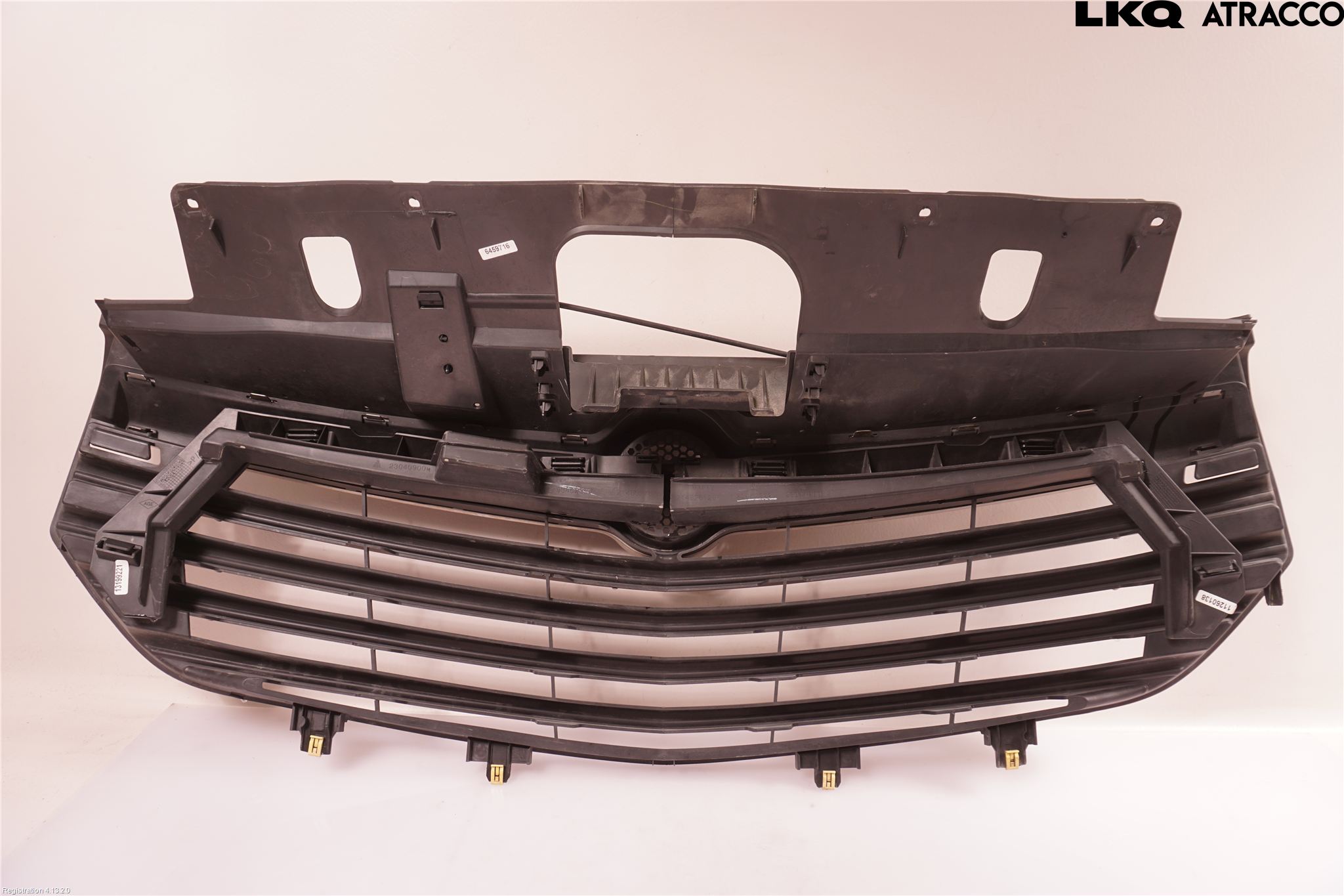 Opel VIVARO 15-19 Grill Komp