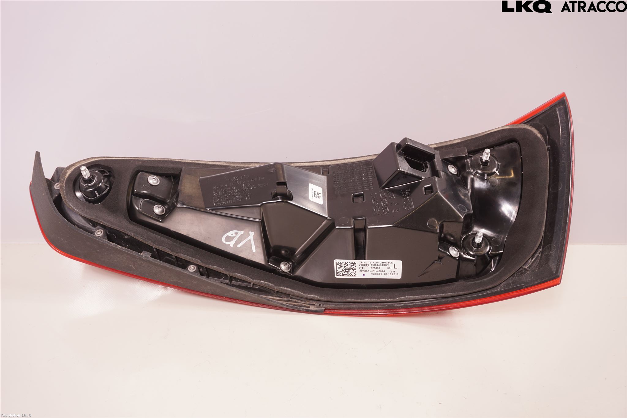 Audi Q3 8U 12-18 Bakljus Lucka Vä