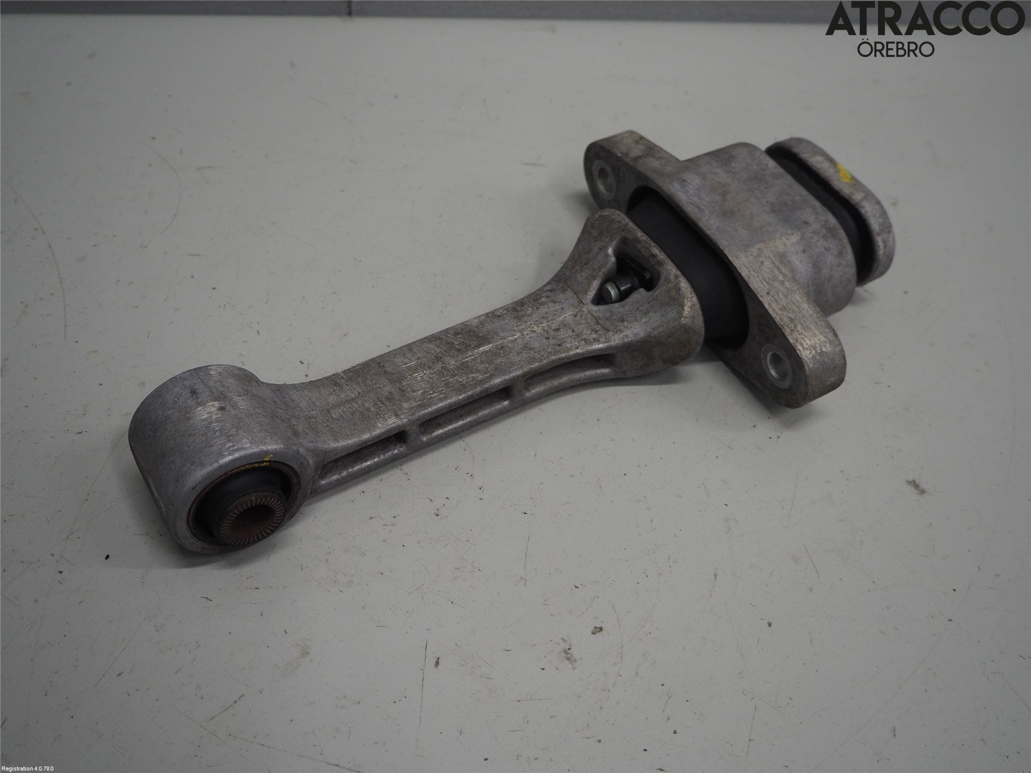 Kia SPORTAGE (SL) 11-15 Motorfäste