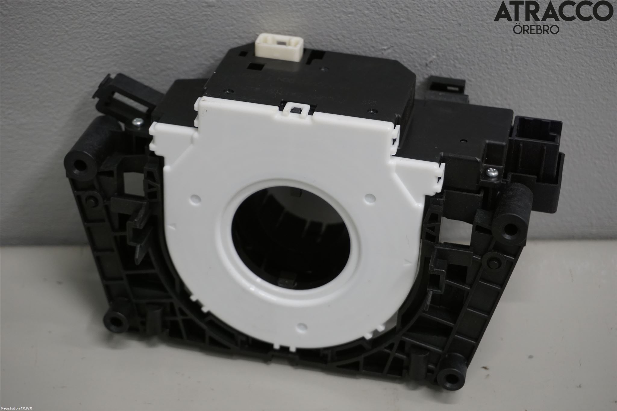 Mitsubishi OUTLANDER 13-21 Spak Konsoll-Fäste