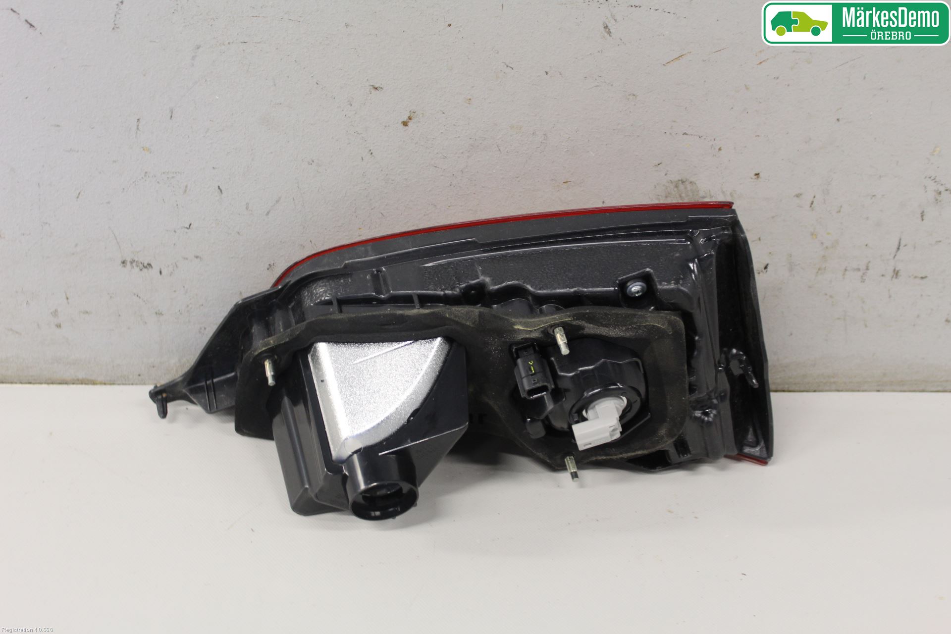 Nissan QASHQAI 14-17 Bakljus Lucka Hö