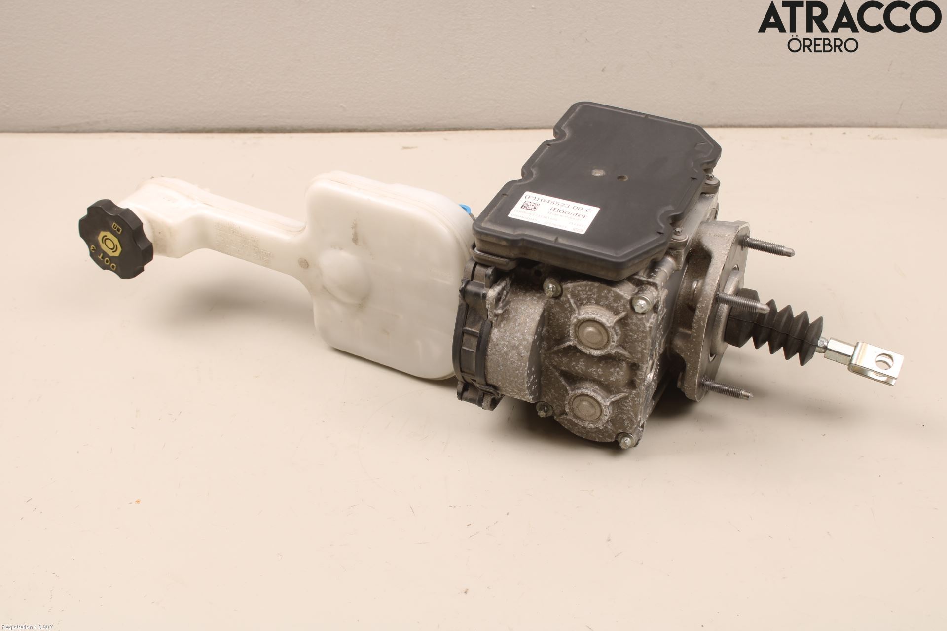 Tesla MODEL X 16- Bromsservo