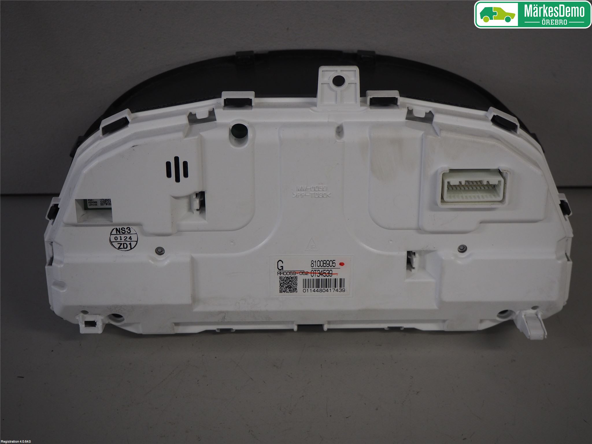 Mitsubishi OUTLANDER 13-21 Instrument Komb