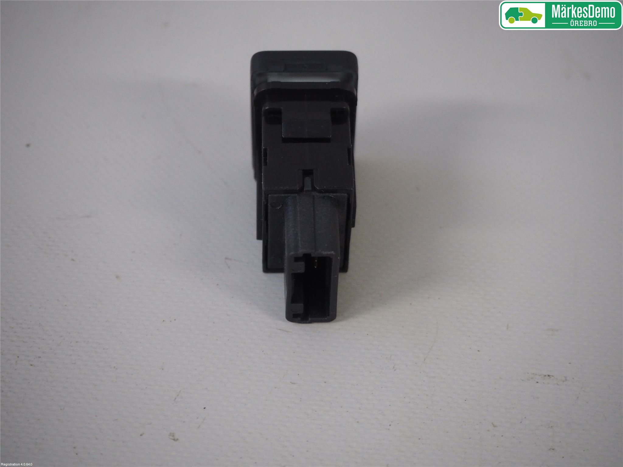 Mitsubishi OUTLANDER 13-21 Strömställare Övrigt