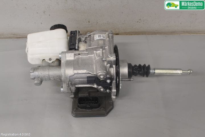Volkswagen VW PASSAT 15-19 Bromsservo