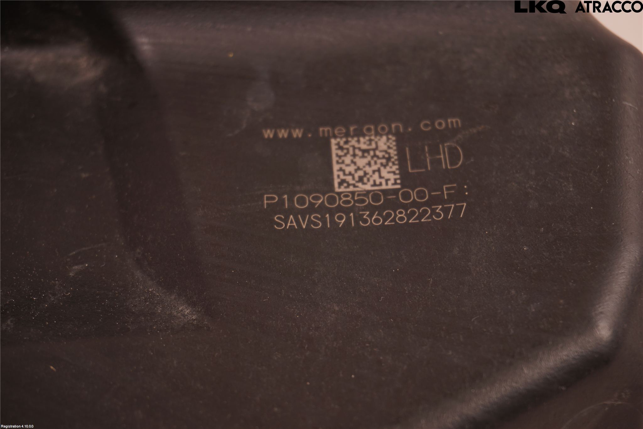 Tesla MODEL 3 17- Spolartank Vindruta