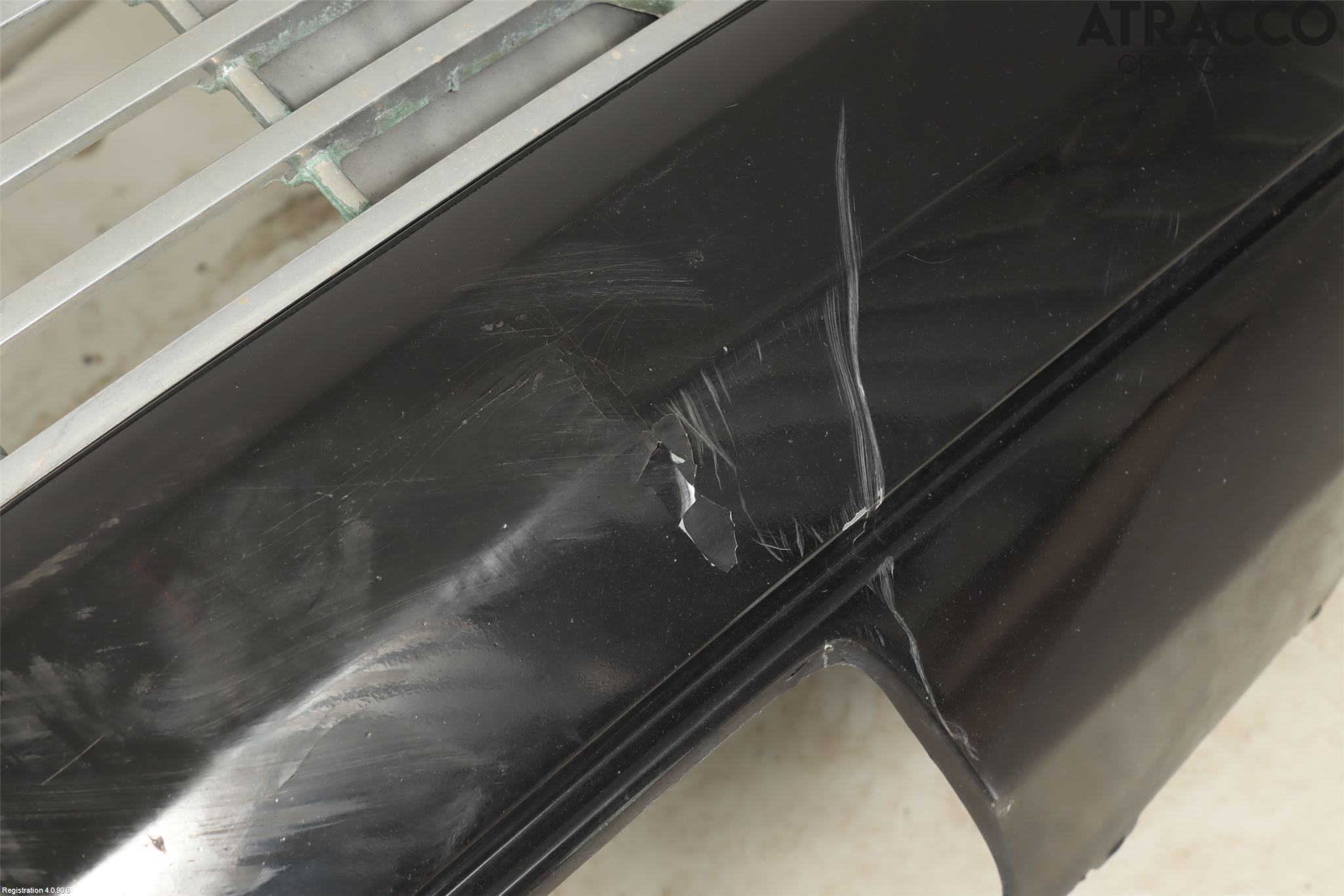 Lincoln NAVIGATOR Stötfångarbeklädnad Fram