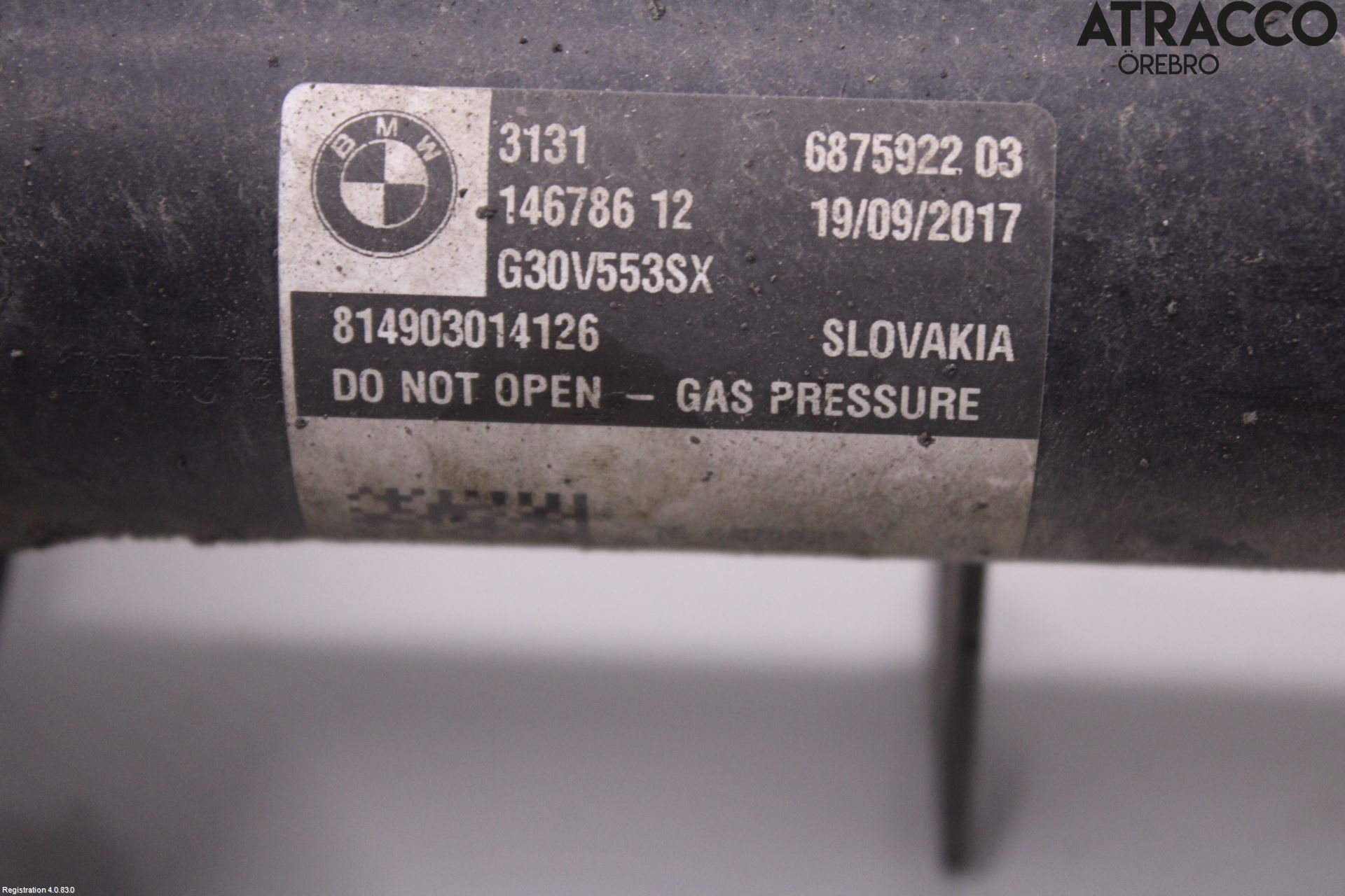 BMW 5 G30/G31/F90 17-23 Fjäderben Fram Höger