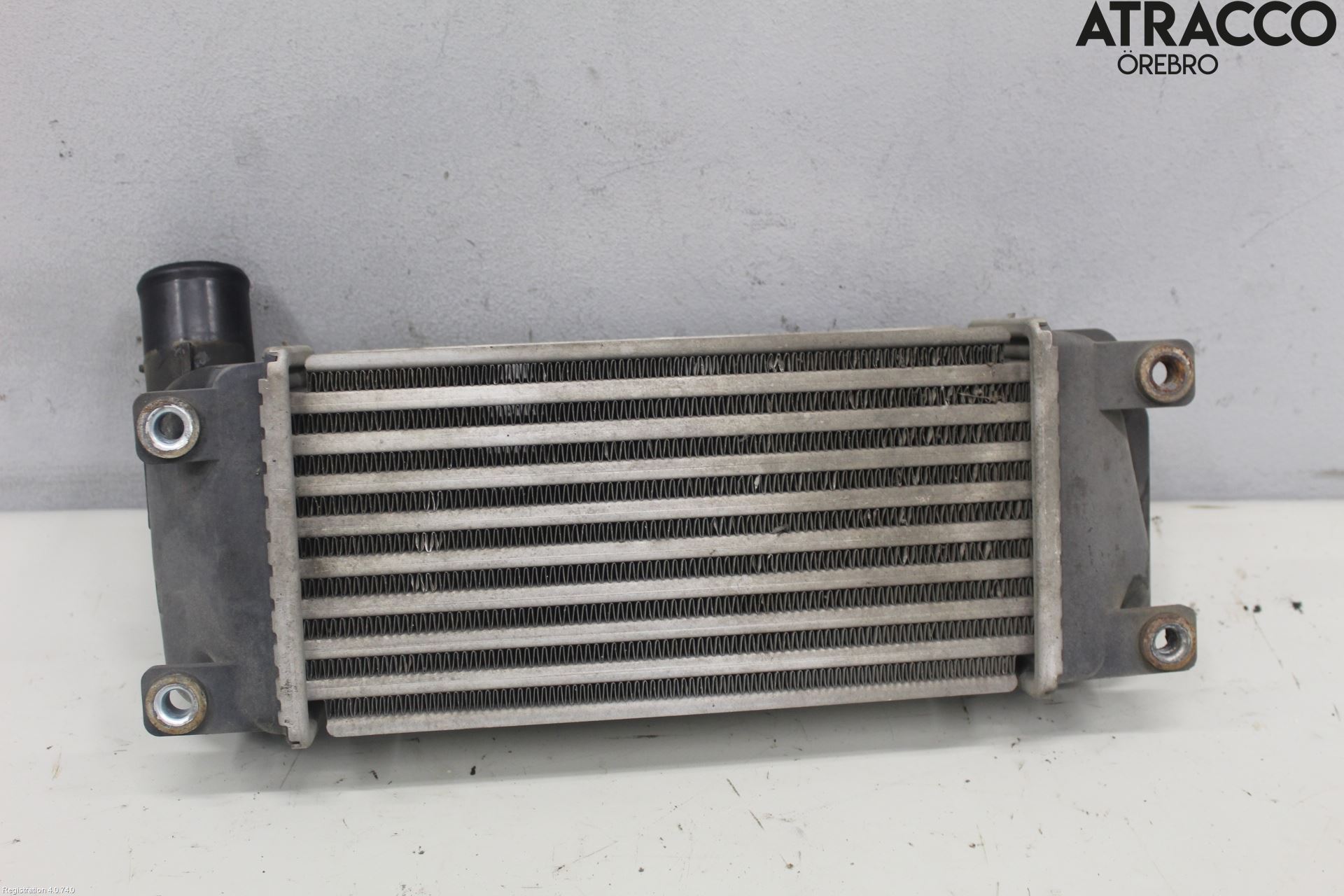 Toyota AURIS 13-19 Laddluft-Intercooler Kyl
