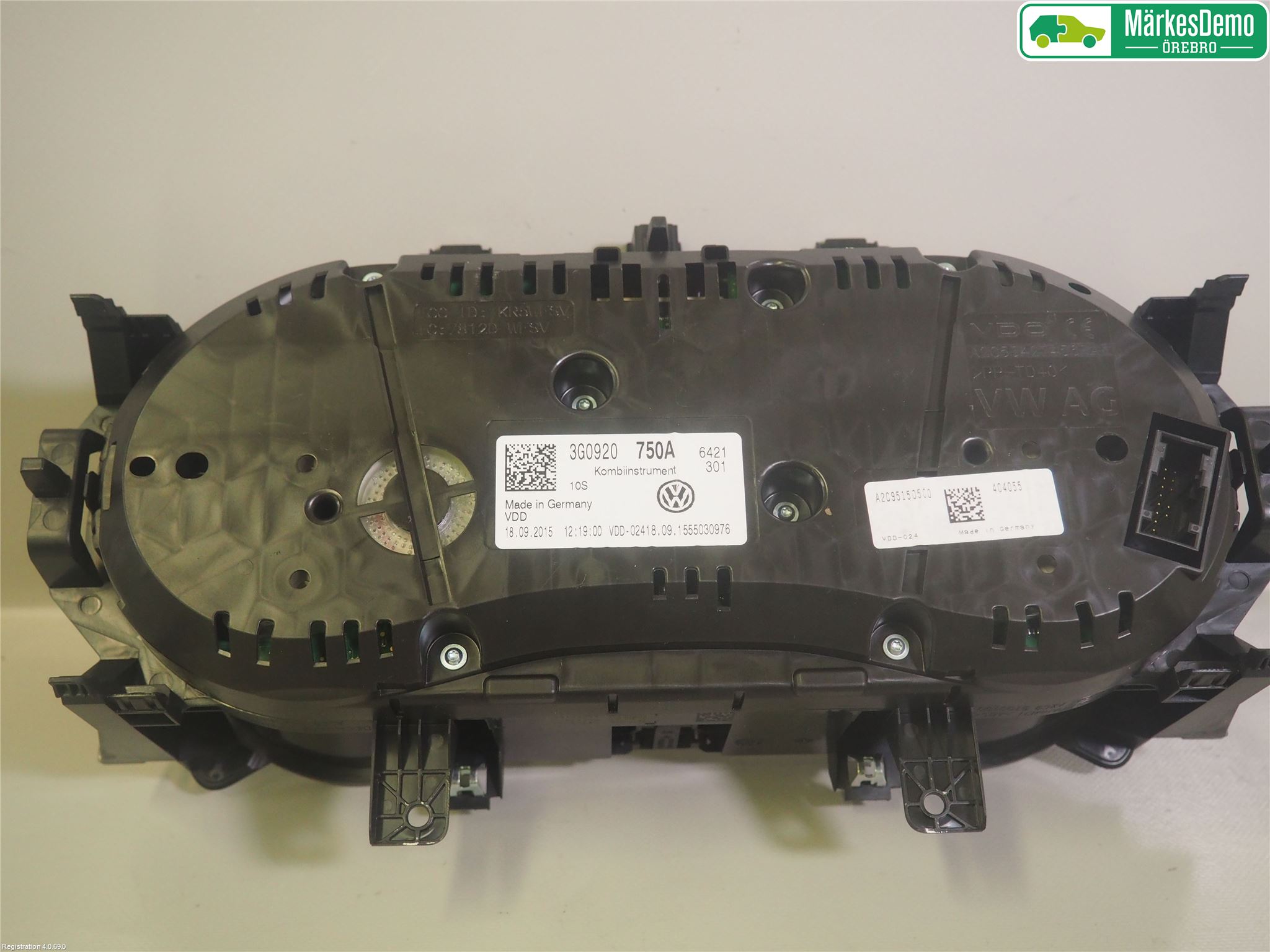 Volkswagen VW PASSAT 15-19 Instrument Komb