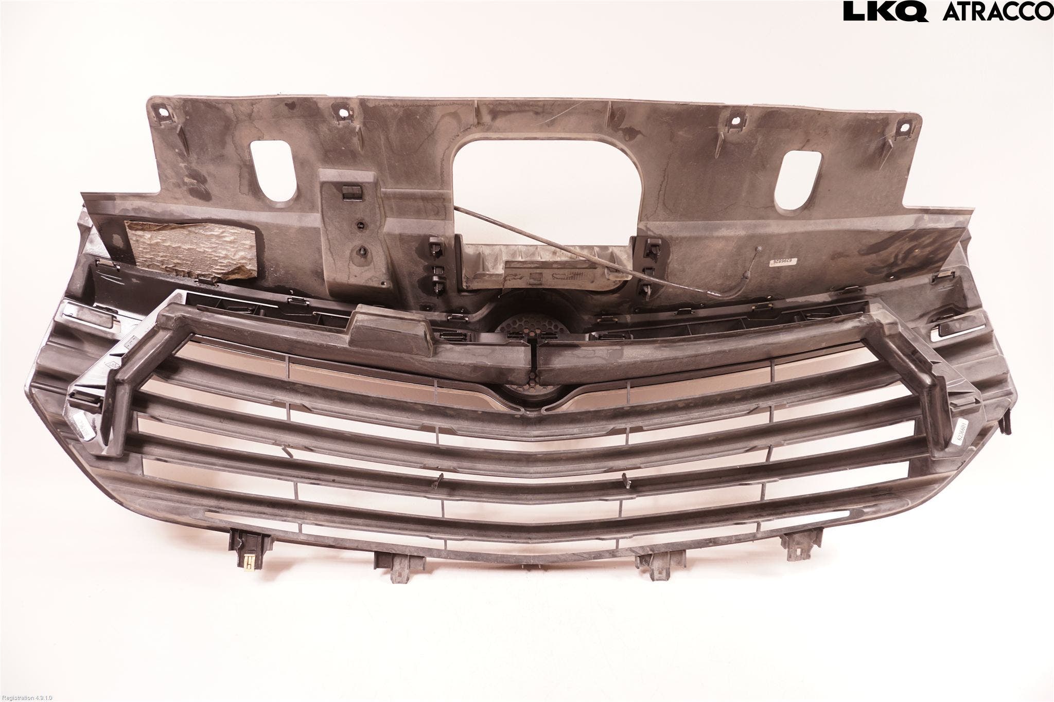 Opel VIVARO 15-19 Grill Komp