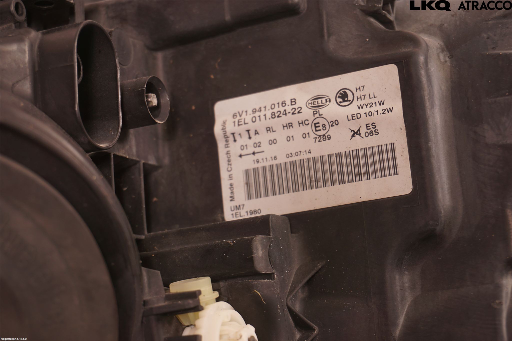 Skoda FABIA 15-21 Strålkastare Höger