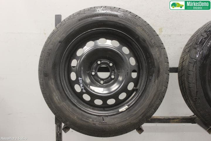 Peugeot EXPERT/E-EXPERT 17- Sommardäck Plåtfälg 4St