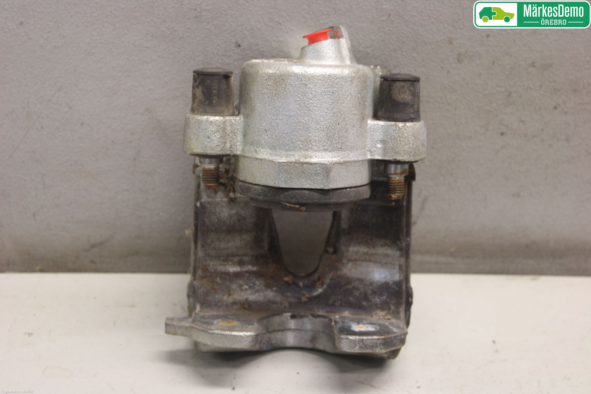 Volkswagen VW POLO 10-17 Bromsok Fram Höger