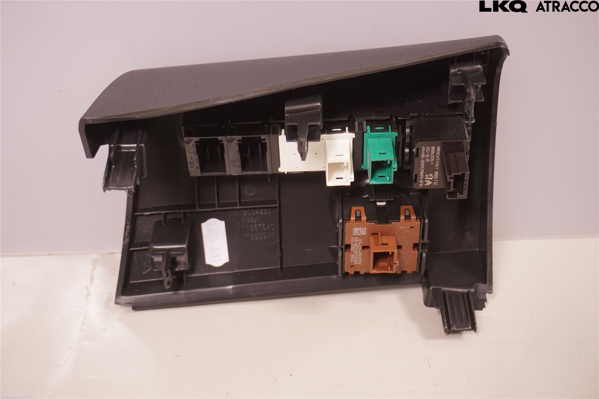 Citroen C4/E-C4 C4X/E-C4X III 21- Strömställare Multifunktion