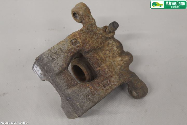 Nissan JUKE 10-14 Bromsok Bak Vänster