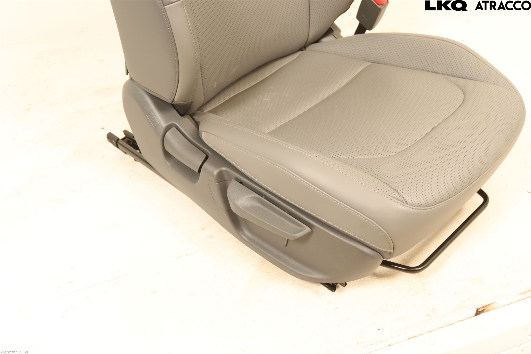 Kia EV3 26->> Inredning Stol Fram Hö