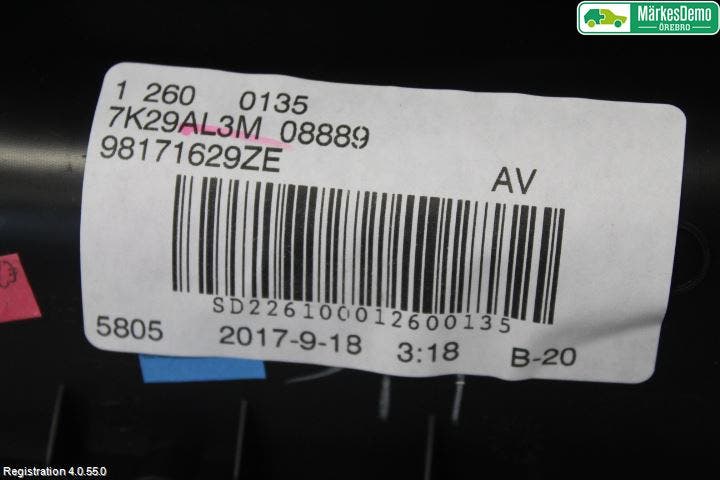 Peugeot 5008 17-24 Dörrklädsel Vä