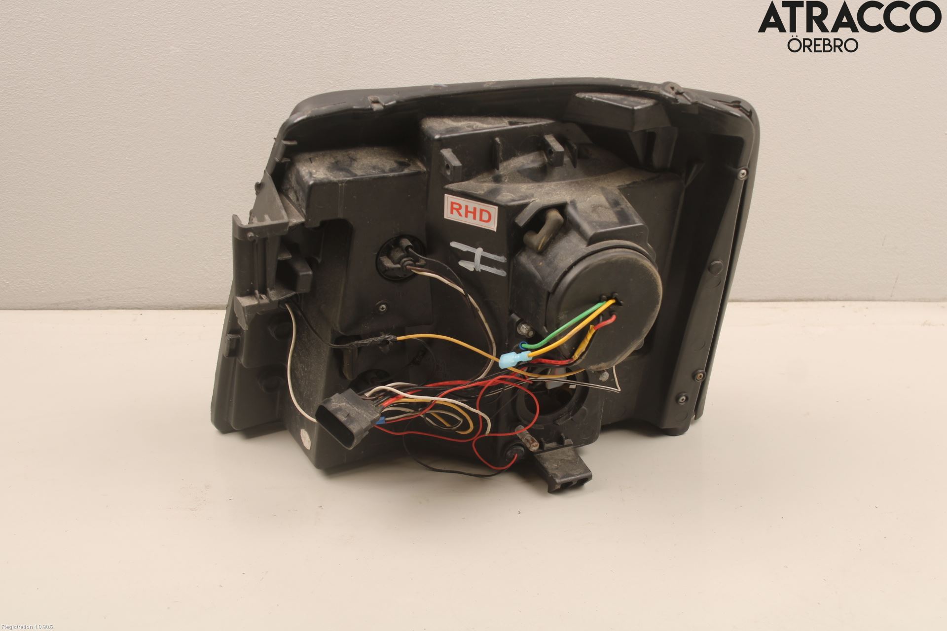 Cadillac ESCALADE Strålkastare Höger