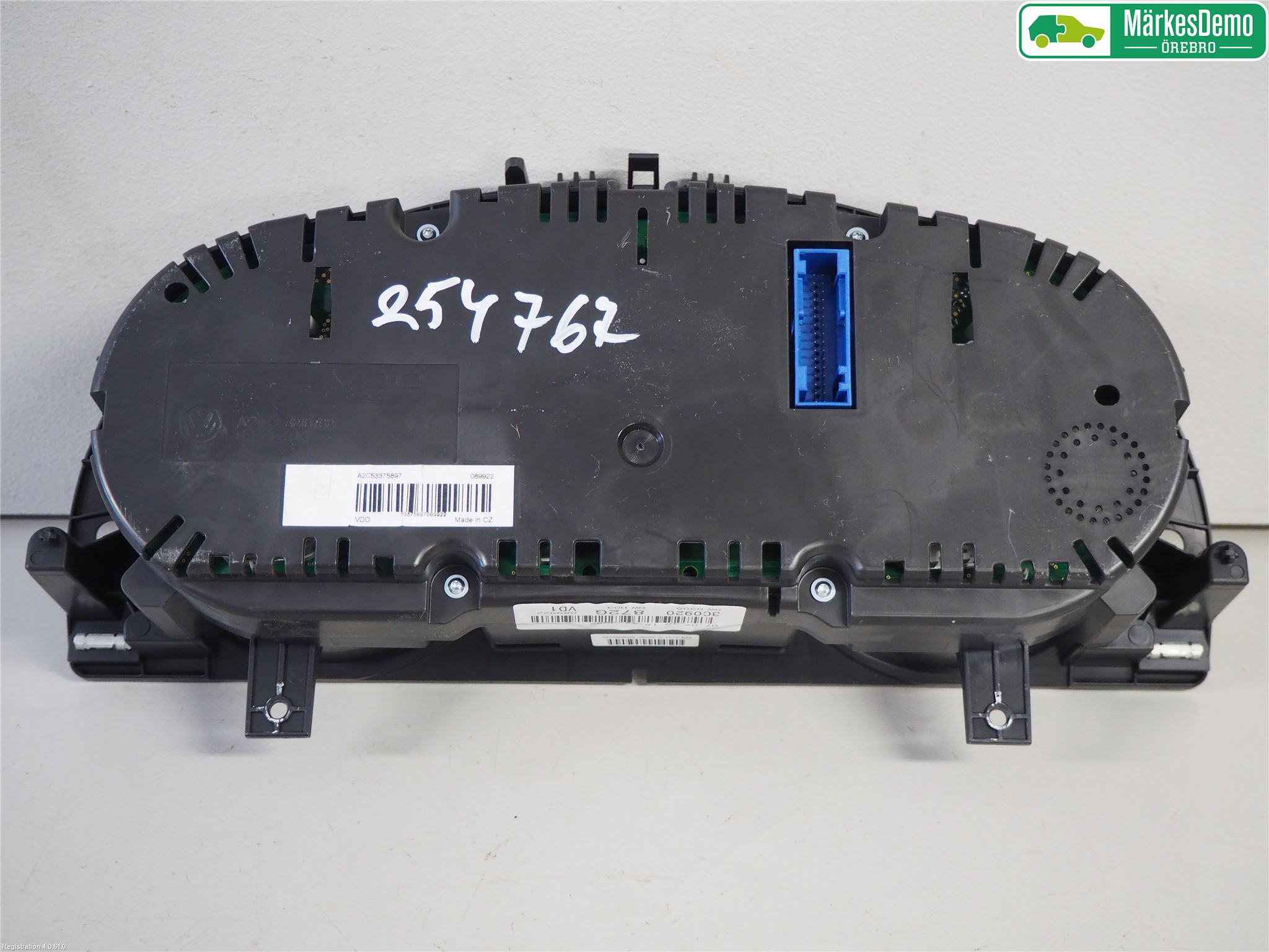 Volkswagen VW PASSAT 05-11 Instrument Komb
