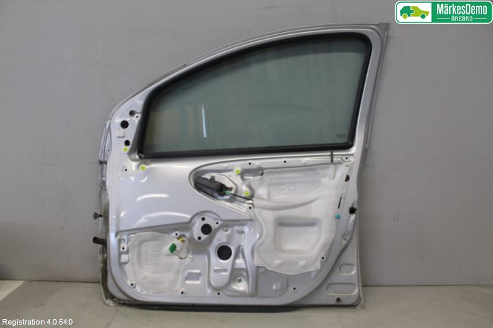 Peugeot 107 Dörr Fram Höger