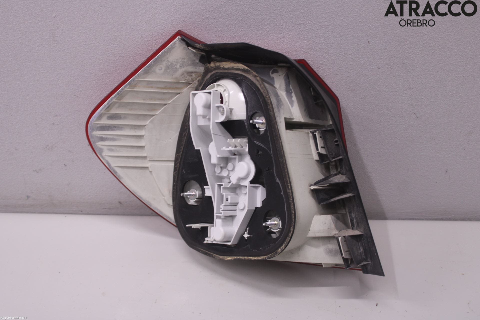 BMW 1 E87/81 5D/3D 03-11 Bakljus Höger