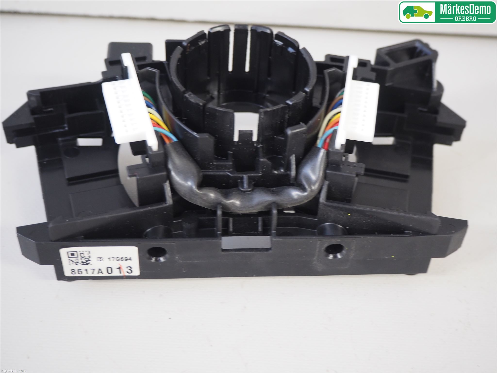 Mitsubishi OUTLANDER 13-21 Spak Konsoll-Fäste