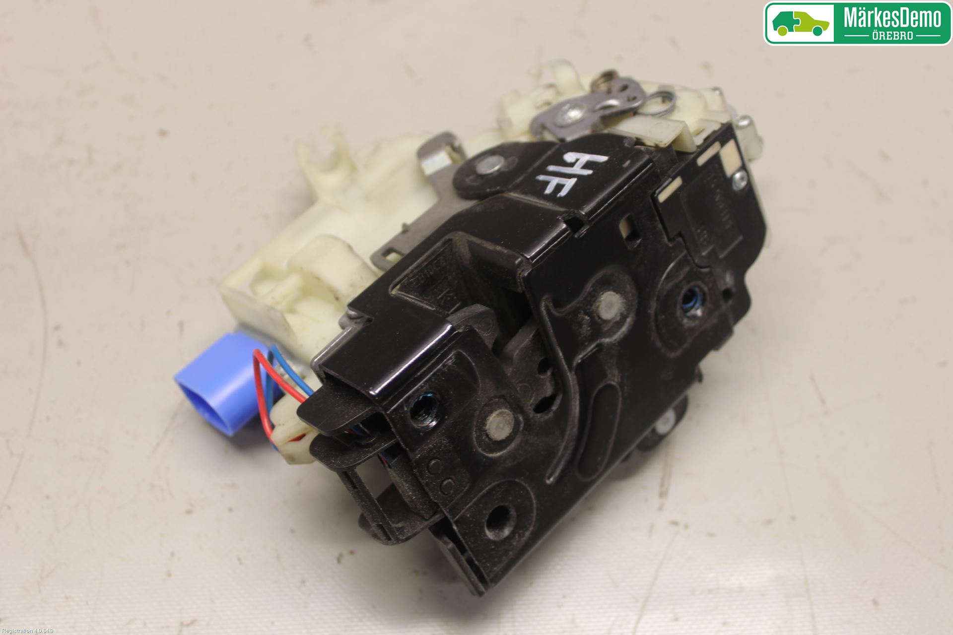 Volkswagen VW TRANSP/CARAVELLE (T5) 04-15 Låskista-Dörrlås